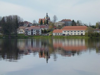 Chlum u Třeboně a rybník Hejtman