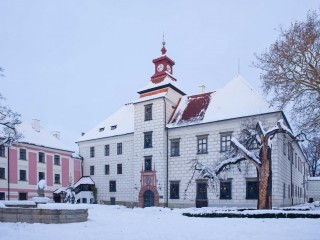 Prohlídky vánočně vyzdobeného zámku na přelomu roku