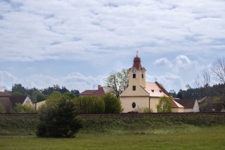 Dvory nad Lužnicí